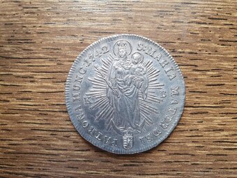 1/2 tolar 1742 KB - krásný - 3