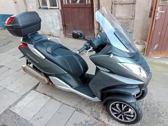 Peugeot Metropolis 400 - 3