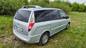 Lancia Phedra 2,2 HDi 125 kw bi-turbo - 3