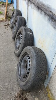 Plechové ráfky a pneu na dojetí. 195/65 R15 Renault Megane - 3