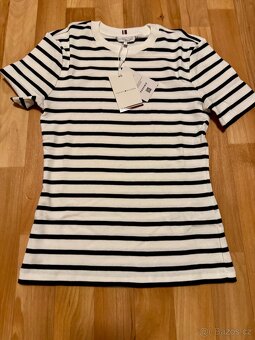 Nové dámské tričko Tommy Hilfiger vel. XS - 3