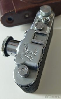 Zorki + 50/3.5 Industar 22 - 3