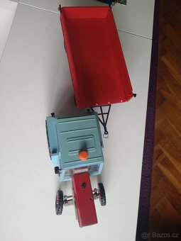 Traktor Zetor s vlečkou KDN - 3