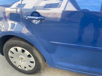 Touran 1.9tdi 77kw tažné, 7 míst - 3