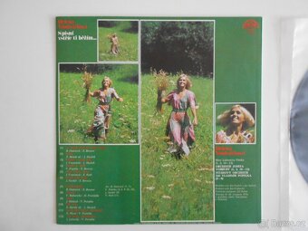 HELENA VONDRÁČKOVÁ - S PÍSNÍ VSTŘÍC TI BĚŽÍM - LP - 3