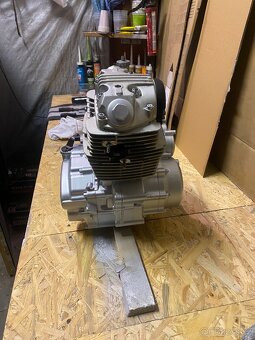 Motor Loncin 250 - 3
