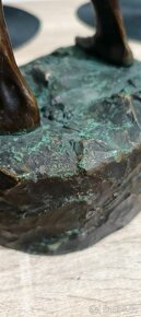 Bronzova socha brose - 3