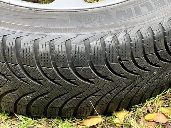 Zimni kola Mercedes GLA 215/60 R17 ET38
- 3