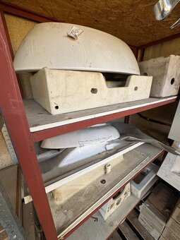 RADIÁTORY A RŮZNÁ SANITA, umyvadla, pisoár, wc, trubky, atd. - 3