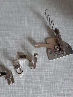 Průmyslový šicí stroj JUKI - 3