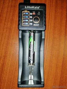 Inteligentná nabíjačka na gum batérie 1,2V pre Walkman - 3