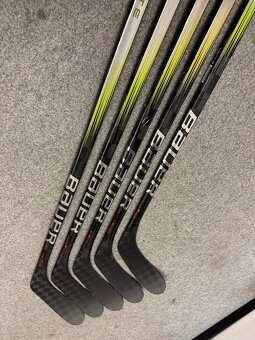 HOKEJKA BAUER VAPOR HYPERLITE 2, 77/28 - 3