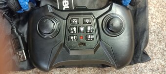 Pengbu RC drift auto 1:16 s LED a sprejem - 3