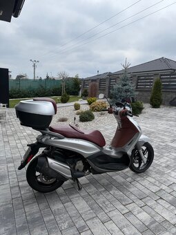 Piaggio Beverly 350 Sport touring - 3
