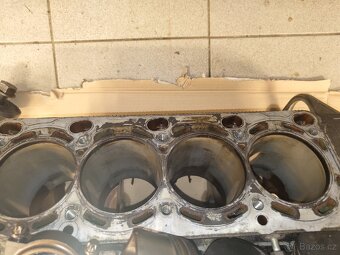 M62TUB44 spodek - 3