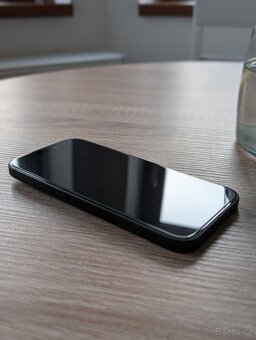 iPhone 15, 128GB - 3