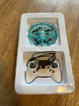 Dron R/C Ufo 2,4G - 3