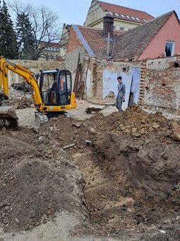 Plně funkční silný minibagr JCB 802 Super / 2,5t / 3x lžice - 3