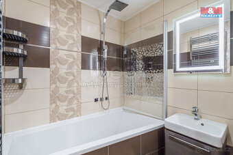 Prodej bytu 3+1, 55 m², Kadaň, ul. Koželužská - 3
