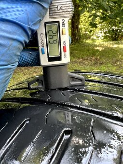Letni kola Mercedes 215/45 R17 5x112 ET49
- 3