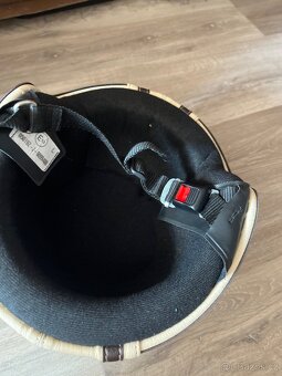 Helma 57 - 3