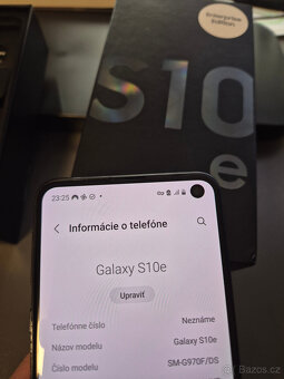 Samsung Galaxy S10e - 3