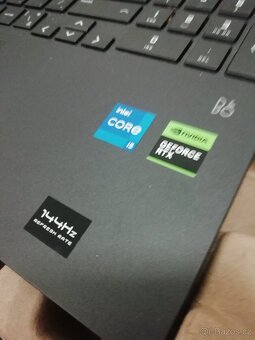 HP Victus i5 12th RTX 3050 4 Gb 16gb RAM 512 SSD - 3