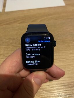 Apple Watch 8 45mm GPS + Cellular - 3