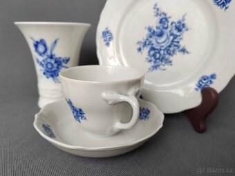 Sada starožitného porcelánů: trio Bavaria a váza Kaiser - 3