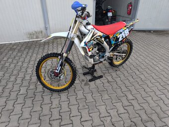 Suzuki 250 RMZ - 3