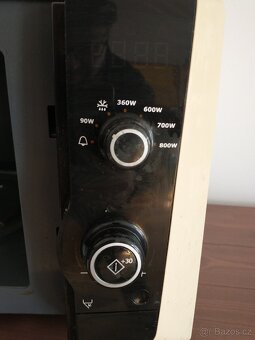 Mikrovlnná trouba Electrolux 800W - 3