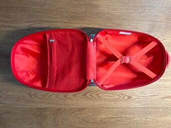 NOVÝ Kinder Surprise trolley - 3