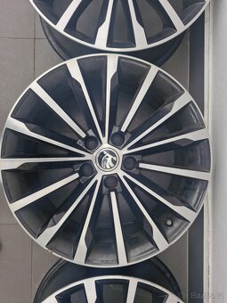 Alu kola Trinity 18" Kodiaq - 3