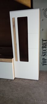 Prodávám novou obývací stěnu. - 3