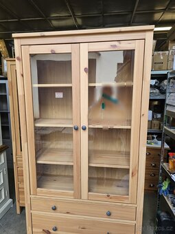 VITRÍNA IKEA HEMNES - 3