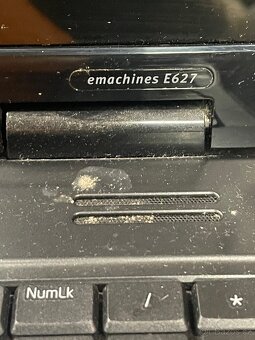 Notebook emachines e627 series - 3