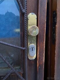 Starší vchodové dveře - 3