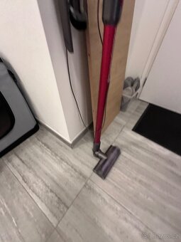 Dyson v10 motorhead - 3