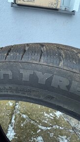 Zimní pneu Nokian 245/45 R19 - 3