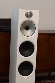 Reproduktory Bowers & Wilkins 603 bílá - 3