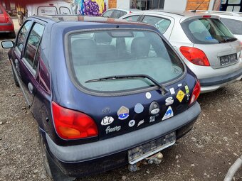 FORD FIESTA - 3