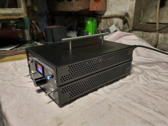Nabíječka autobaterií 12V 0 až 10 A - 3