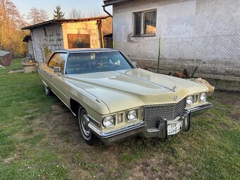 Cadillac Deville 1972, 7,7l V8 Rarita hrálo v americkém film - 3