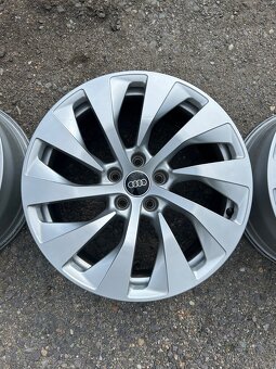 Audi A7 R18 originál alu kola - 3