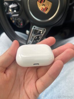 Apple Airpod PRO 2 gen. Pouzdro - 3