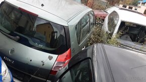 Renault Megan Scenic 1.5 dci - 3