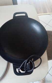 ELEKTRICKÁ WOK PÁNEV - 3