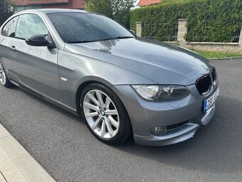 BMW 330XD 2007, 3.0. TDI 170kw - 3