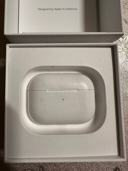 Apple AirPods Pro 2 (USB-C) - 3