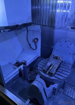 Obráběcí centrum (Univerzální) HAAS UMC 750 - 3